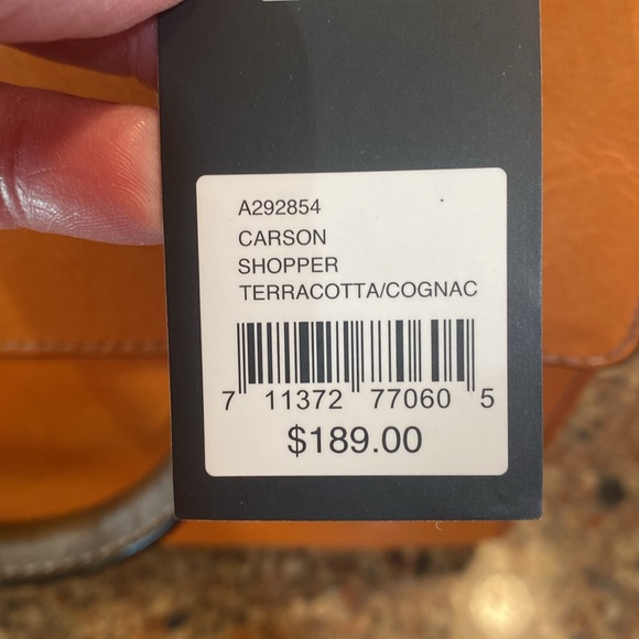 ***PRICE DROP****   NWT TIGNANELLO CARSON SHOPPER - Picture 14 of 14